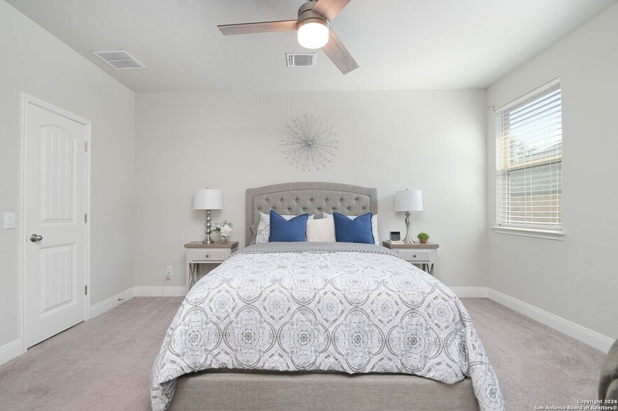 Building Photo - 446 Scenic Lullaby