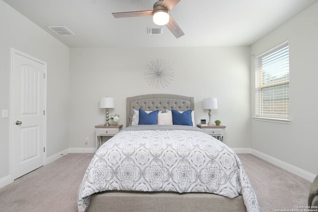 Building Photo - 446 Scenic Lullaby