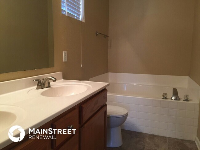 Building Photo - 6081 Bannister Ct