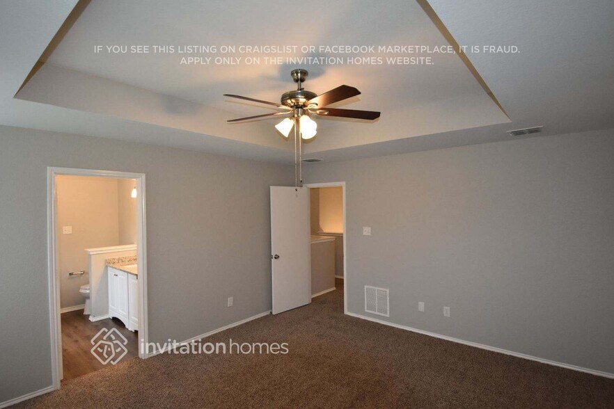Building Photo - 1131 Trinity Trail