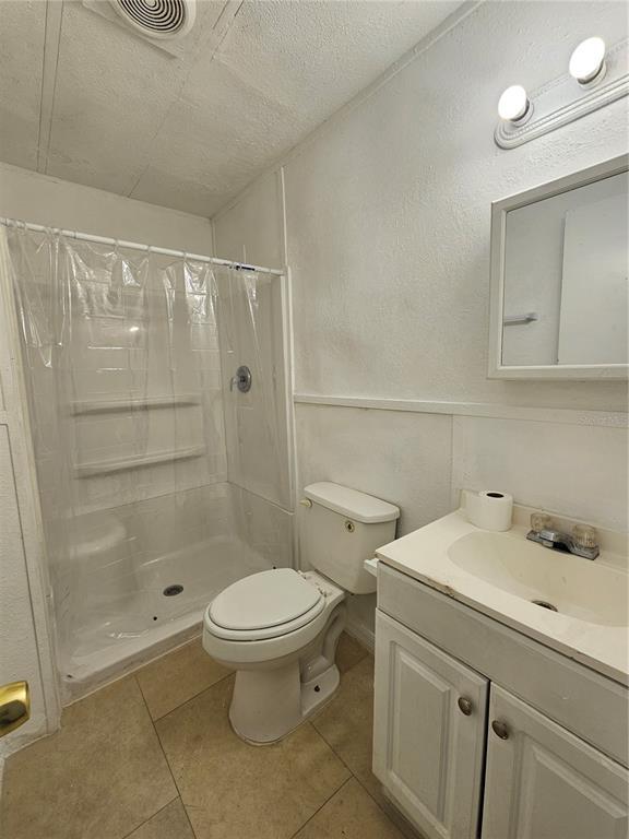 Building Photo - 2330 W Patterson St