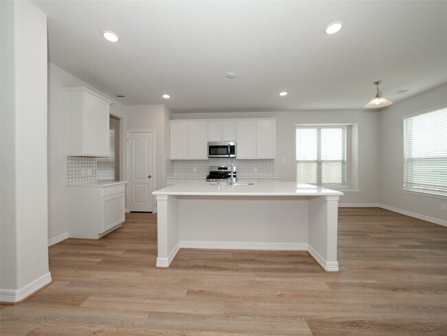 Building Photo - 8231 Red Shiner Wy