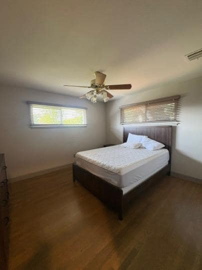 Building Photo - 141 W Twain Ave