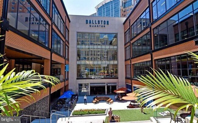 Building Photo - 3835 9th St N