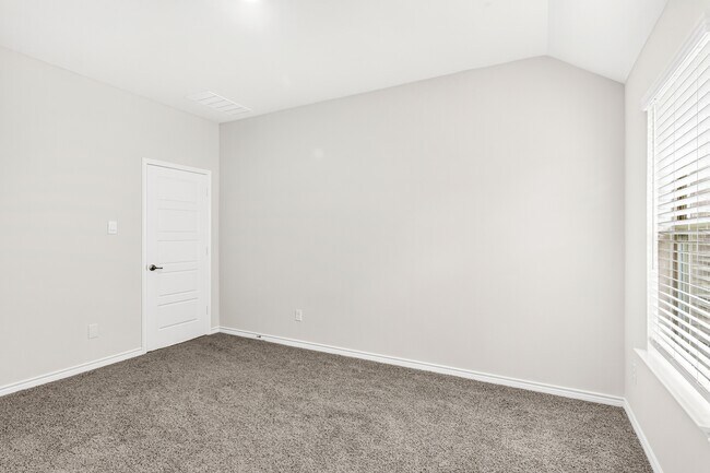 Building Photo - 9808 High Banker Dr