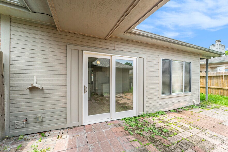 Building Photo - 14232 Reissen Ln