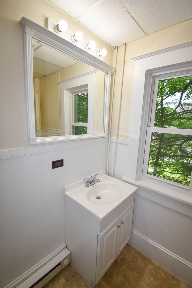 Building Photo - RAPLU155