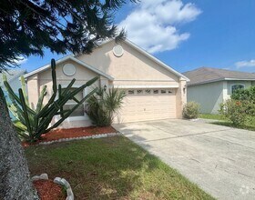 Building Photo - Nicely-Maintained 3/2 Home in Azalea Park