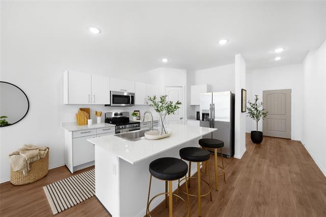 Building Photo - 114 Brookline Dr