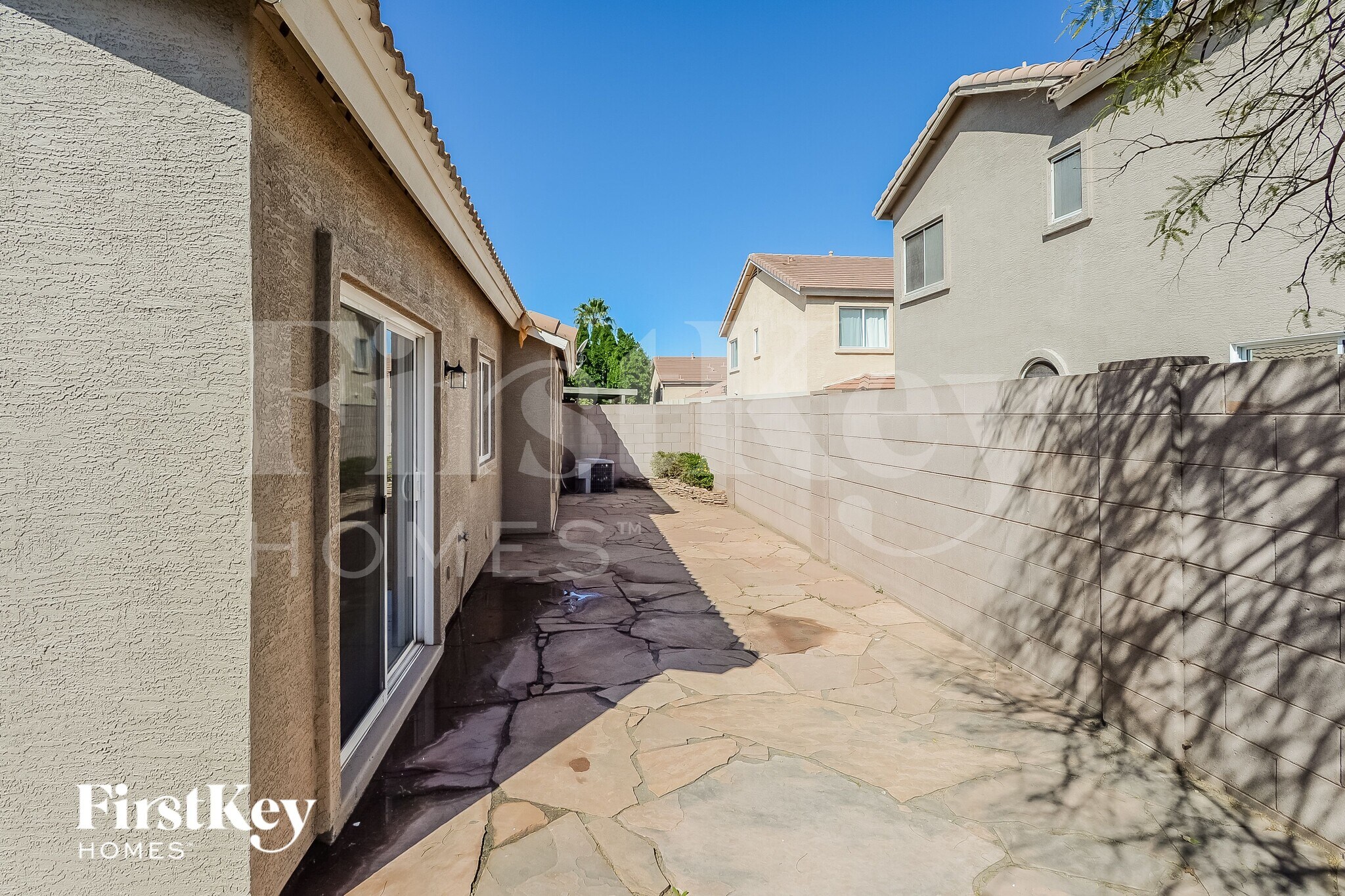 Building Photo - 6648 E Russell St