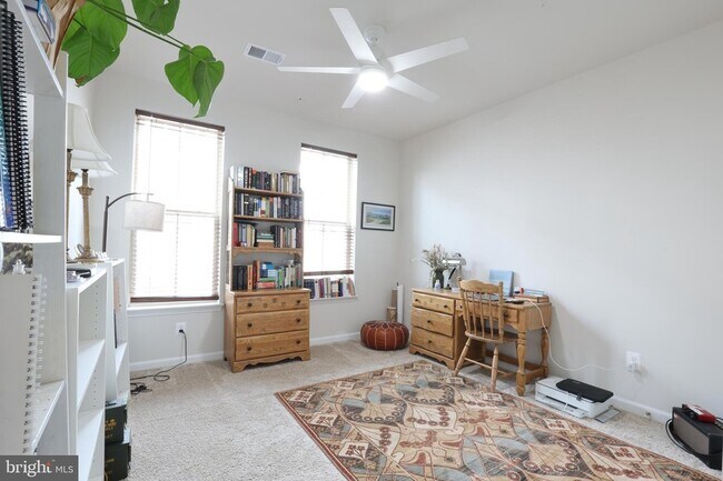 Building Photo - 773 Mount Airy Ter NE
