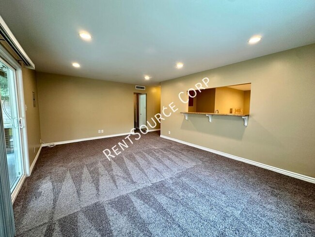 Building Photo - 3 Bedroom, Single Story, Cul-de-sac home f...