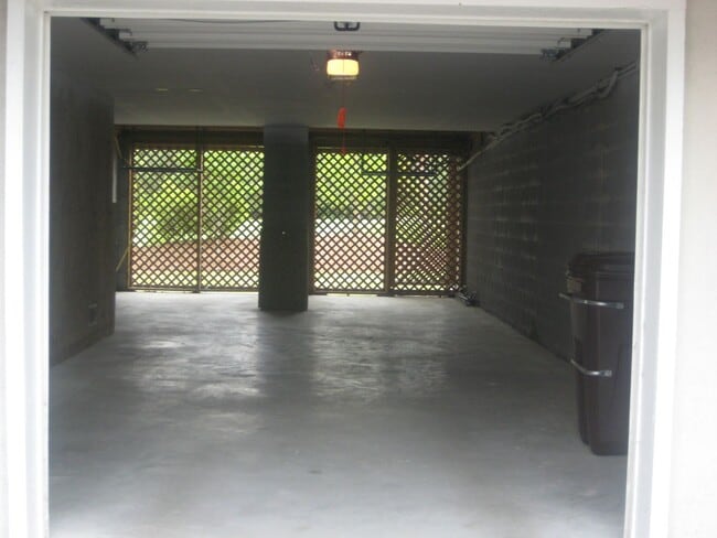 Building Photo - Luxury condo in Charleston National with g...