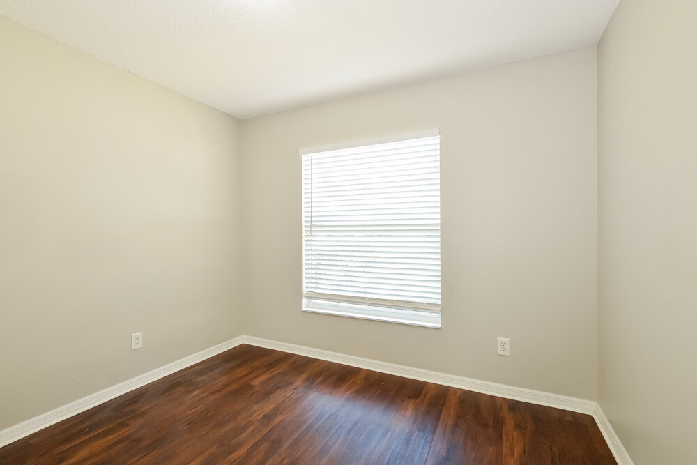Building Photo - 12148 Woodglen Cir
