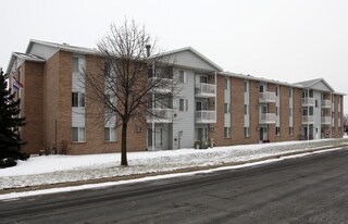 Building Photo - Prairie Village
