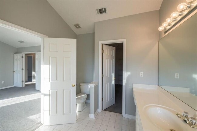 Building Photo - 7040 Magnolia Park Ln NW