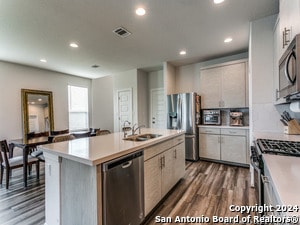 Building Photo - 15066 PALM DESERT Ct