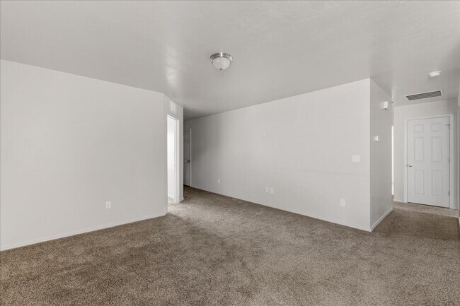 Building Photo - 11695 Altamont St