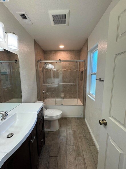 Building Photo - 7765 Canyon Meadows Cir