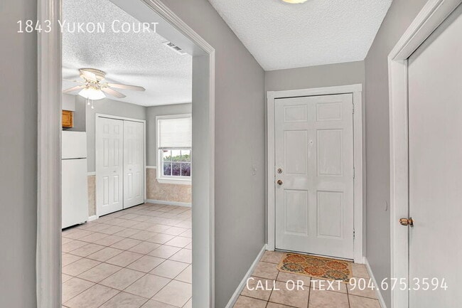 Building Photo - 1843 Yukon Ct