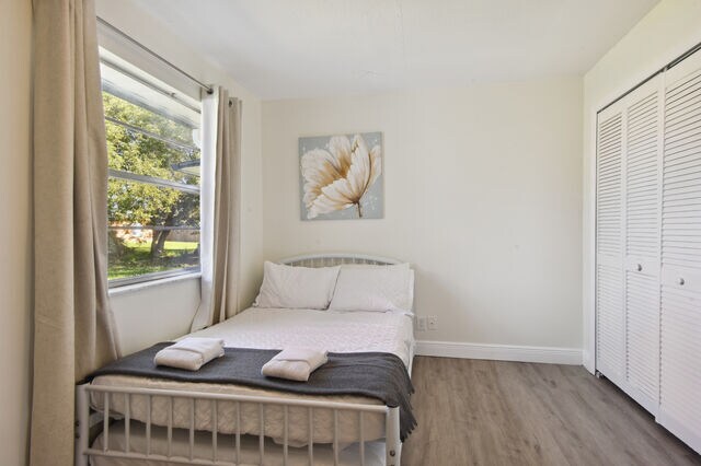 STAGED PHOTO - 813 W Magnolia St