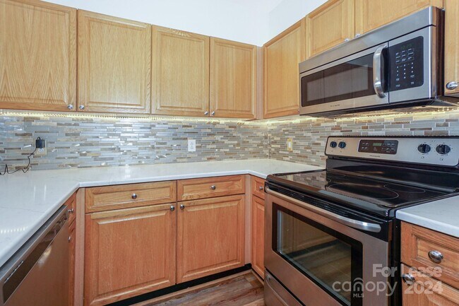 Building Photo - 18840 Nautical Dr