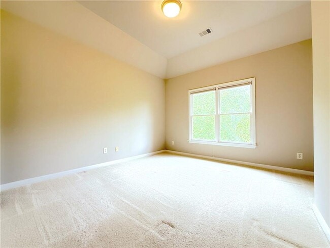 Building Photo - 3500 Millwater Crossing NE