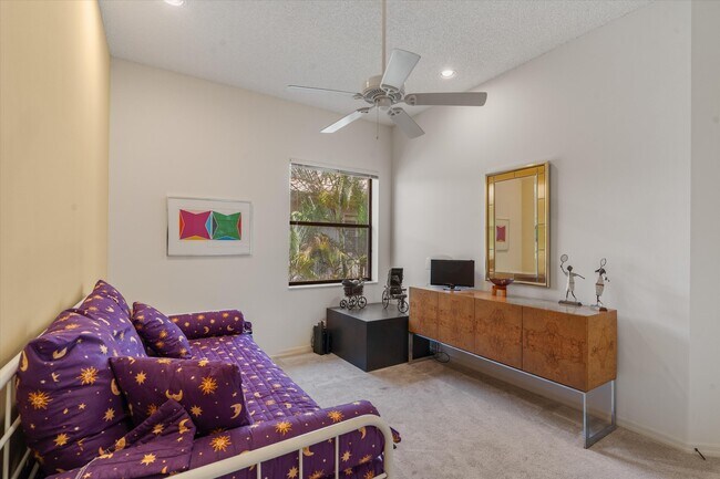 Building Photo - 16837 Isle of Palms Dr
