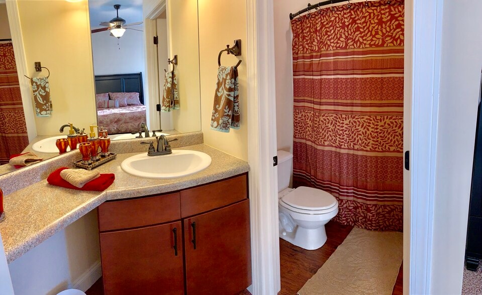 402WL 2BR 2Bath - 202 Treyson Ln