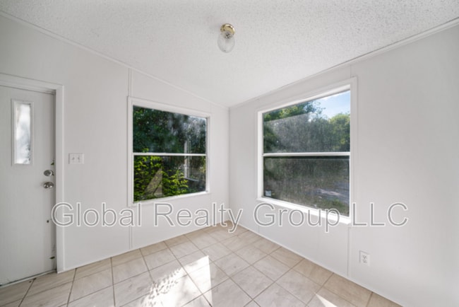 Building Photo - 106 Haeckerville Rd