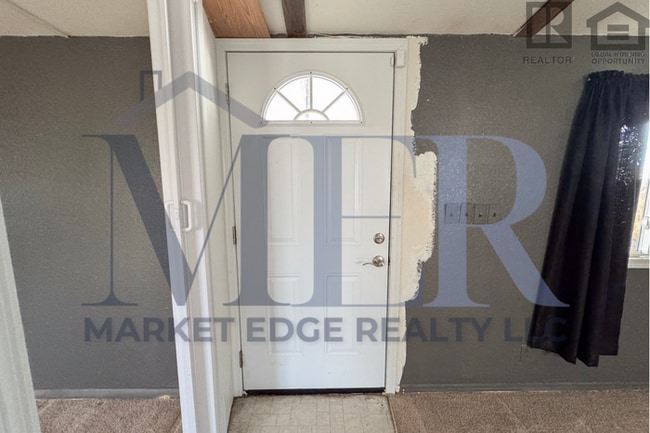 Building Photo - 2Bed/2Bath Mobile Home in Apache Junction! Ready for Immediate Move-In! -- NO HOA! RV PARKING!