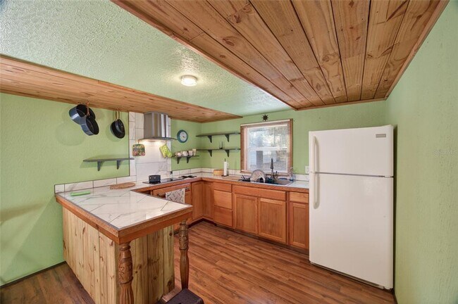 Building Photo - 7970 NE 110th Ave