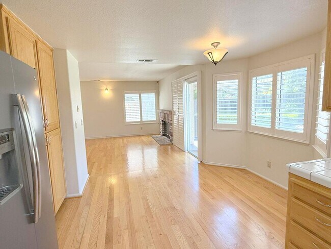 Building Photo - Terrific Danville Location Near Schools ! ...