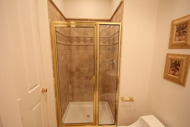 Building Photo - Elegant Fully Furnished Single Story Home