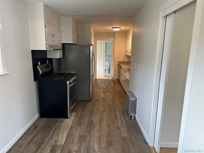 Building Photo - 3 W Sunnyside Ln