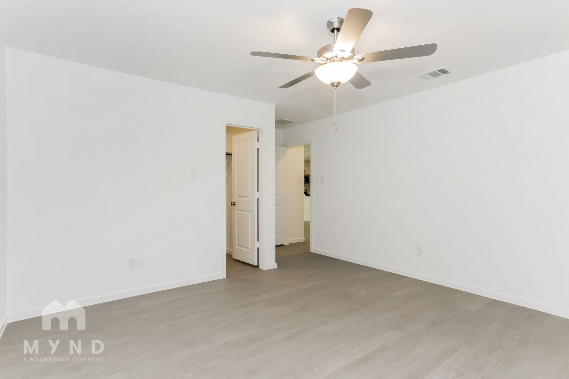 Building Photo - 2728 Ctr Crk Ln