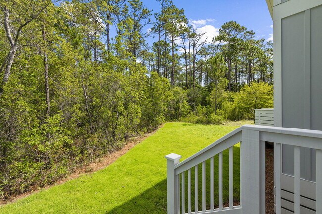 Building Photo - 70 Oakley Ct