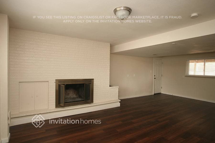 Building Photo - 7388 S Quebec Ct