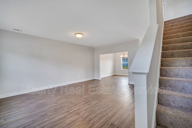 Building Photo - 88 Fridley Ln