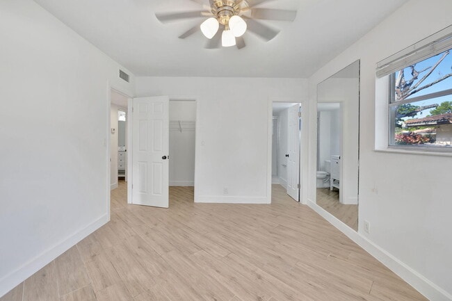 Building Photo - 8704 NW 35th St