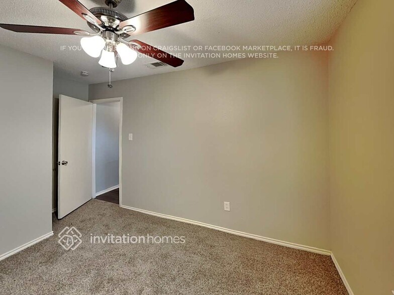 Building Photo - 1213 Colony St