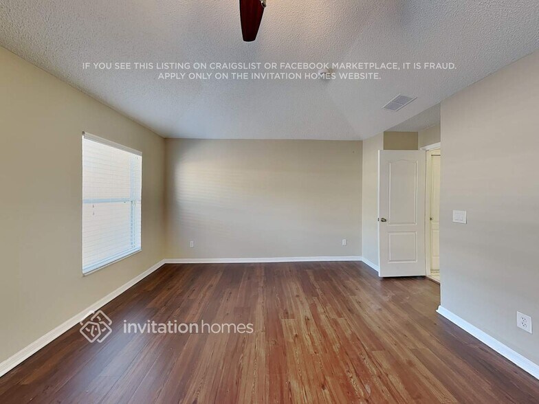 Building Photo - 731 Bridgeway Blvd