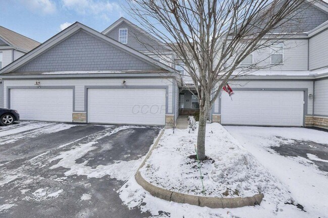 Building Photo - 550 Redwood Ln