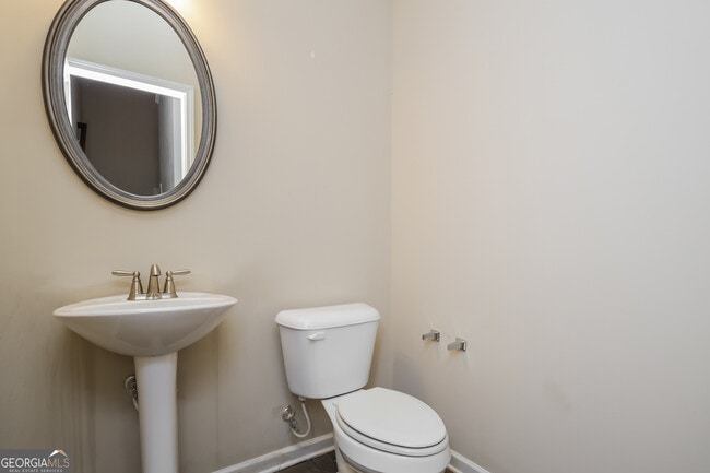 Building Photo - 1209 Creek Crossing Dr