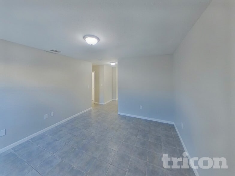 Building Photo - 1408 Highview Rd