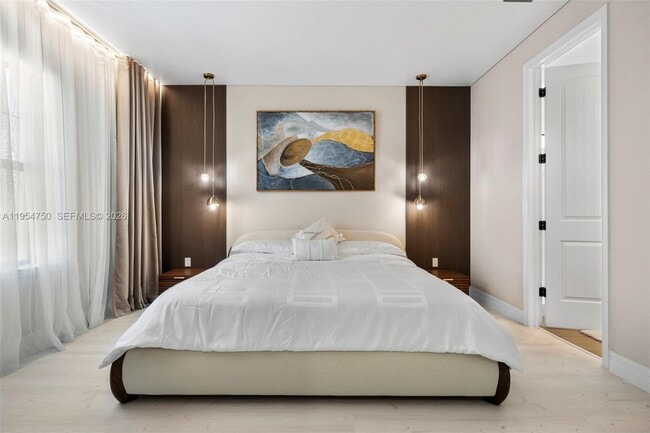 Building Photo - 4642 Pinehurst Trl W