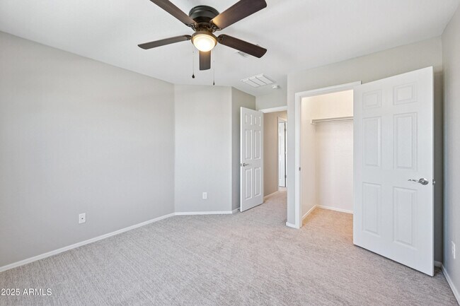 Building Photo - 25965 W Oraibi Dr