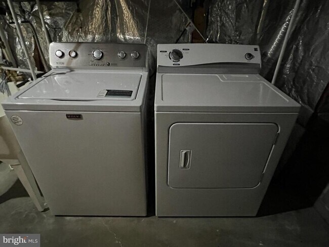 Building Photo - 7728 Havenside Terrace