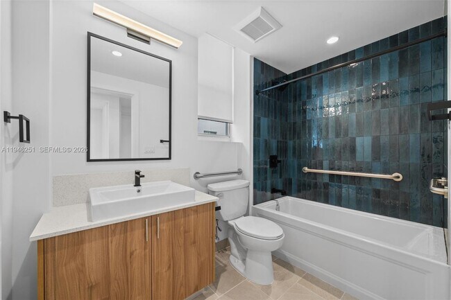 Building Photo - 650 SW 1st St