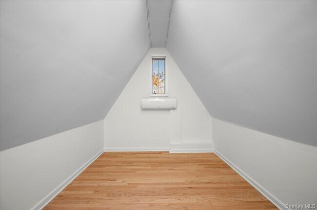 Building Photo - 115 Coolidge Ave